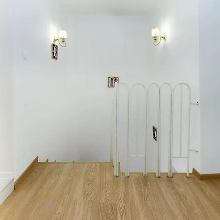 Sunny 2-bedroom Maisonette & Parking Apartment Varna